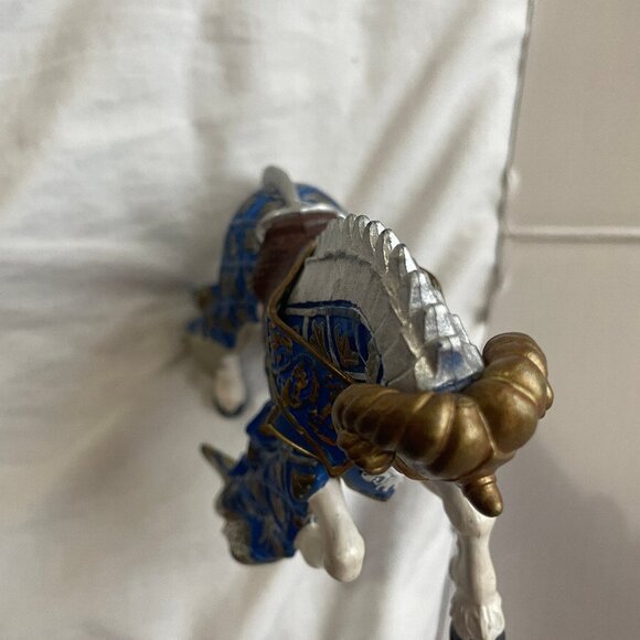 Papo Medieval World of Knights Horse w/ Ram Blue Ram Crest Fantasy Figure 2007 - Picture 3 of 16
